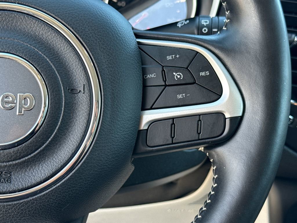 Used 2019 Jeep Compass Latitude image 17