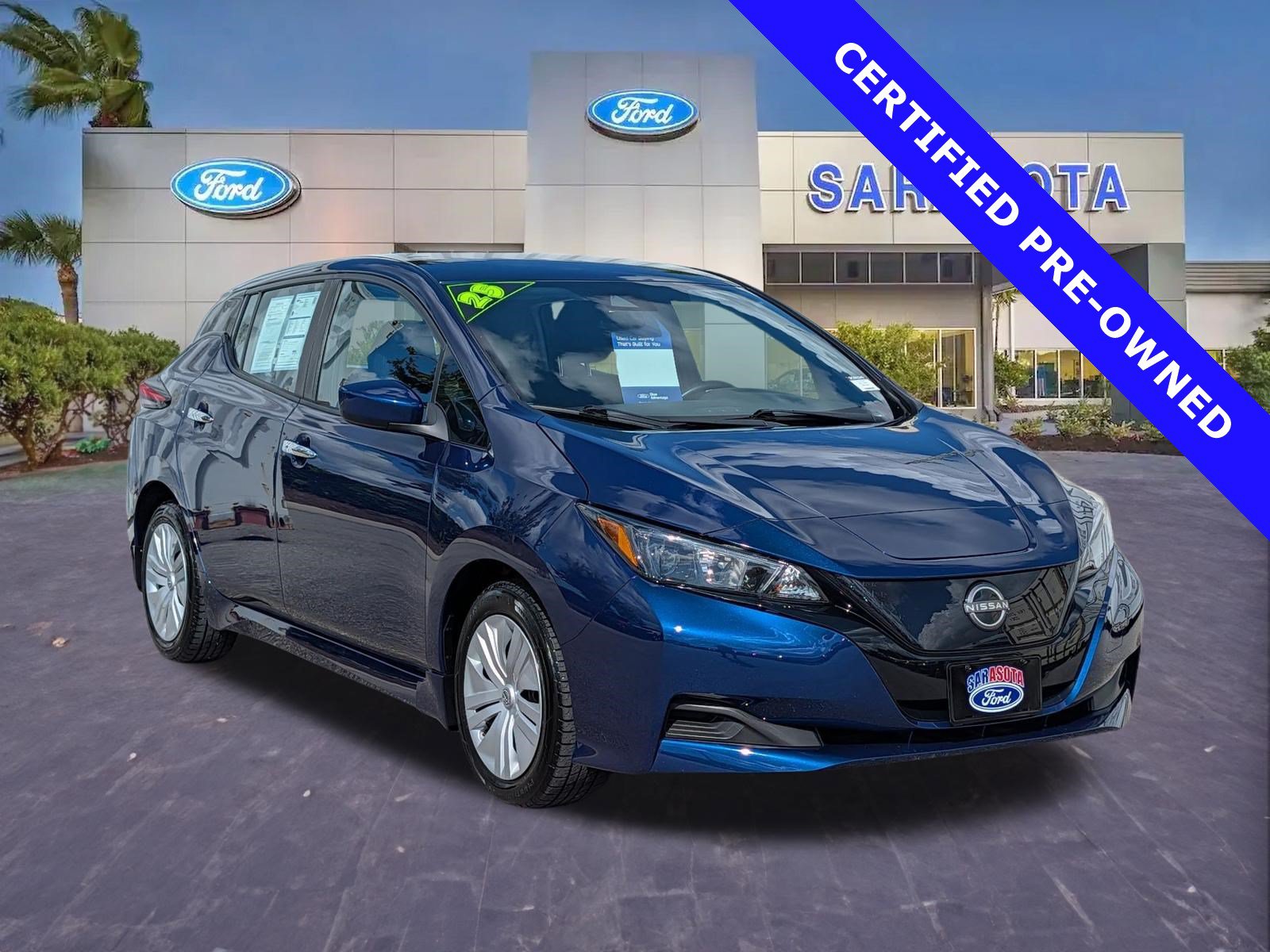 Used 2025 Nissan Leaf S FWD image 1