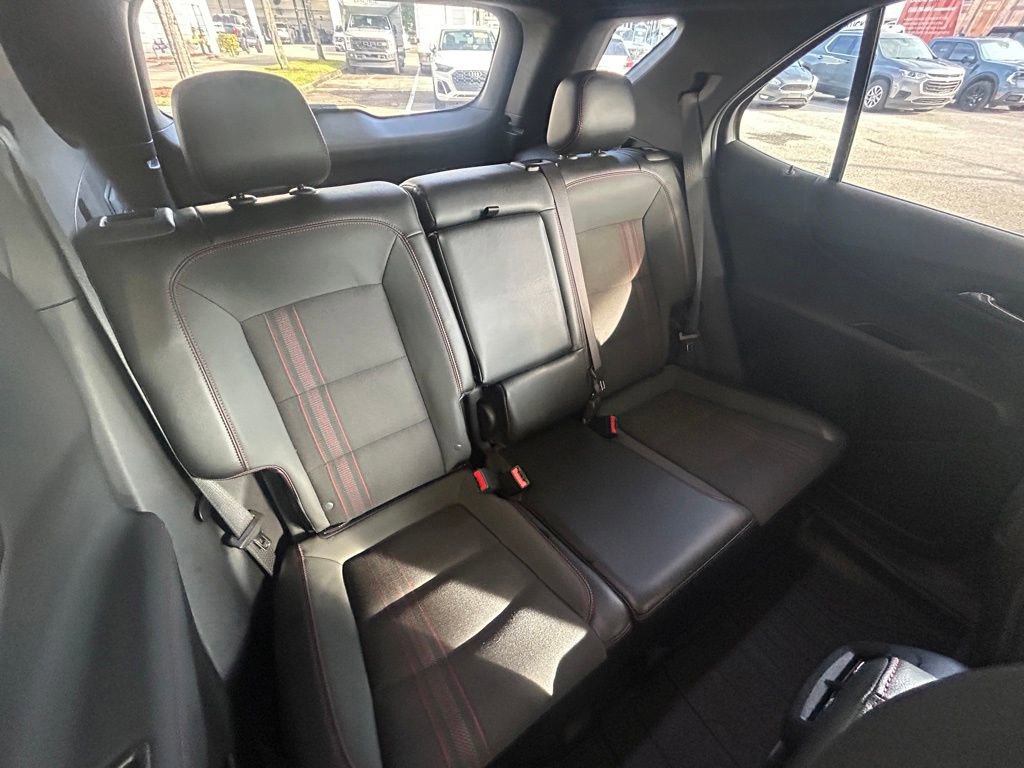 Used 2024 Chevrolet Equinox RS image 32