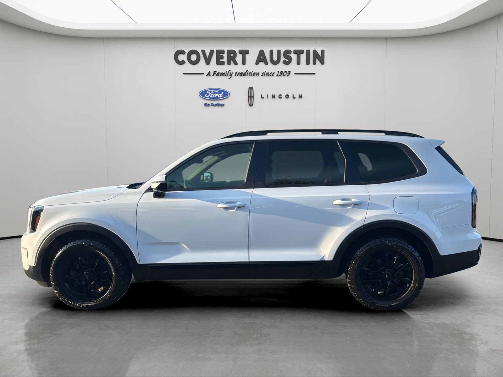 Used 2024 Kia Telluride SX Prestige X-Pro AWD/4WD image 3