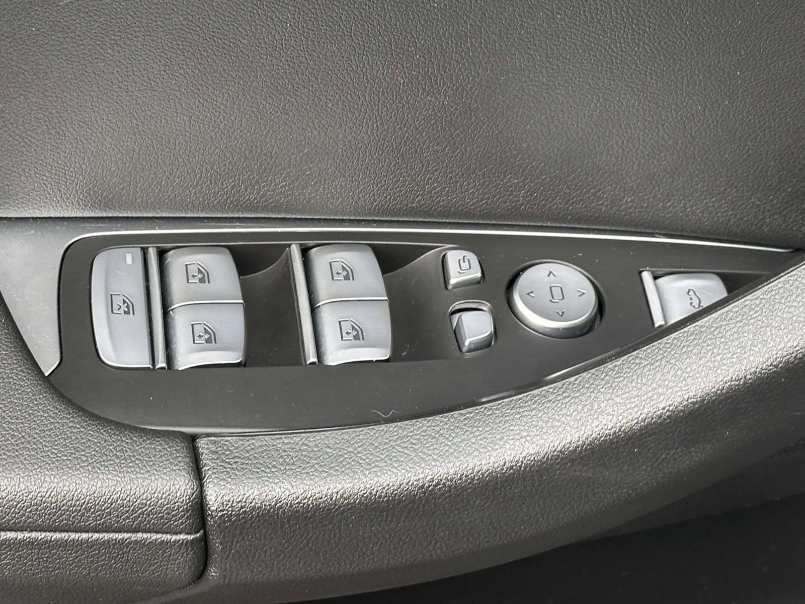 Used 2021 BMW X3 xDrive30i w/ Convenience Package image 8