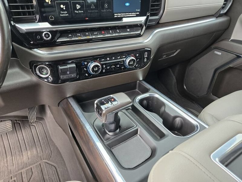 Used 2022 GMC Sierra 1500 SLT w/ SLT Premium Plus Package AWD/4WD image 27