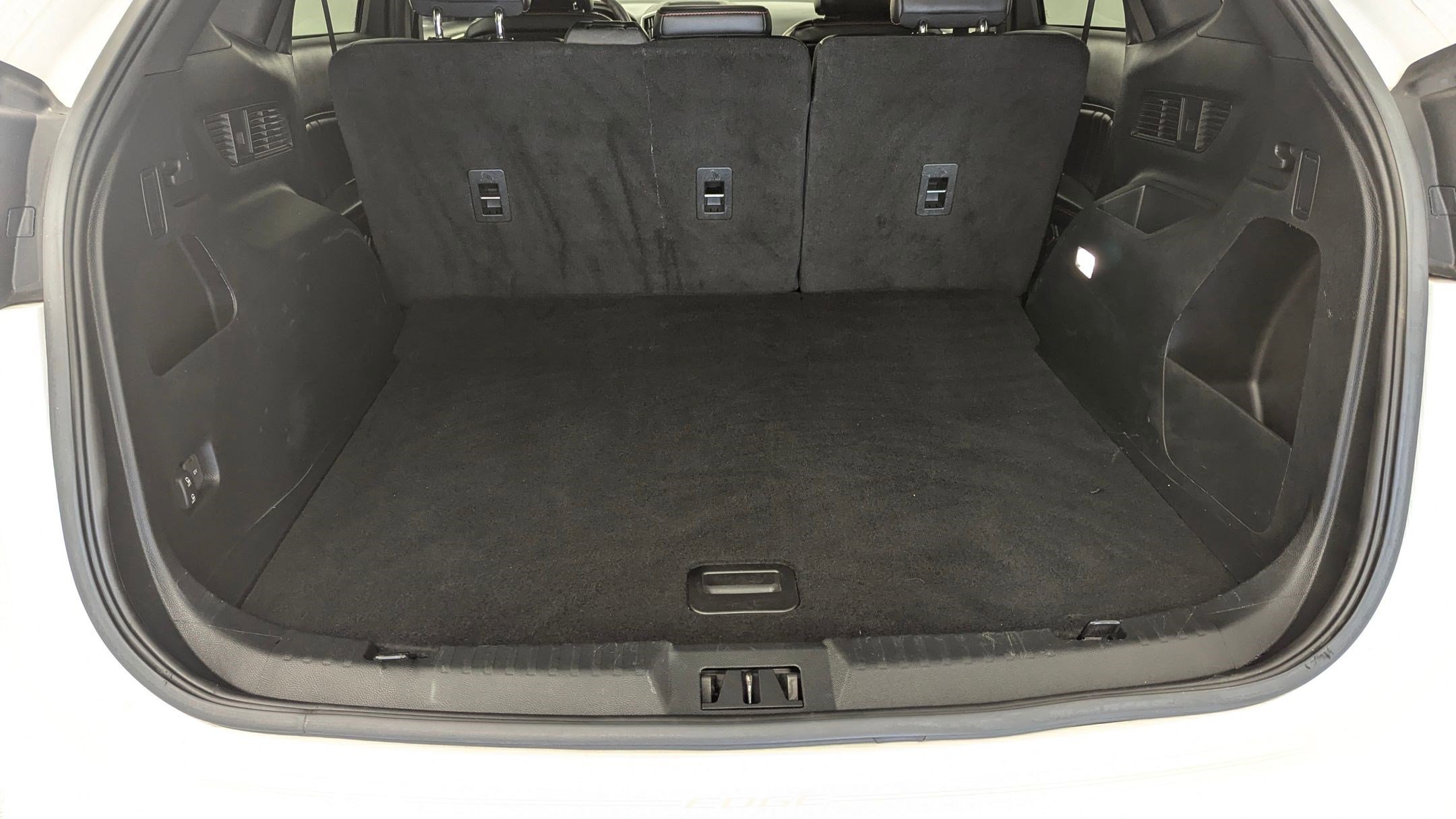 Certified 2022 Ford Edge ST-Line w/ Cargo Accessory Package image 22