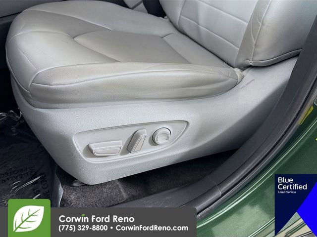 Used 2023 Toyota Highlander XLE AWD/4WD image 23