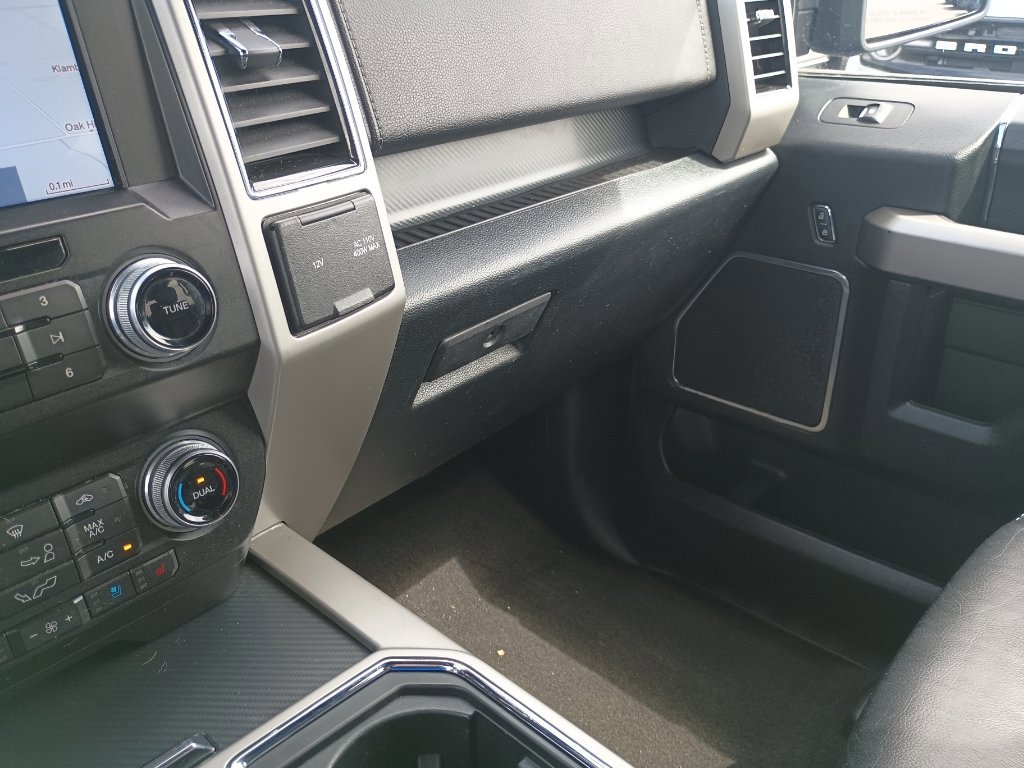 Certified 2020 Ford F150 Lariat w/ Equipment Group 502A Luxury AWD/4WD image 30