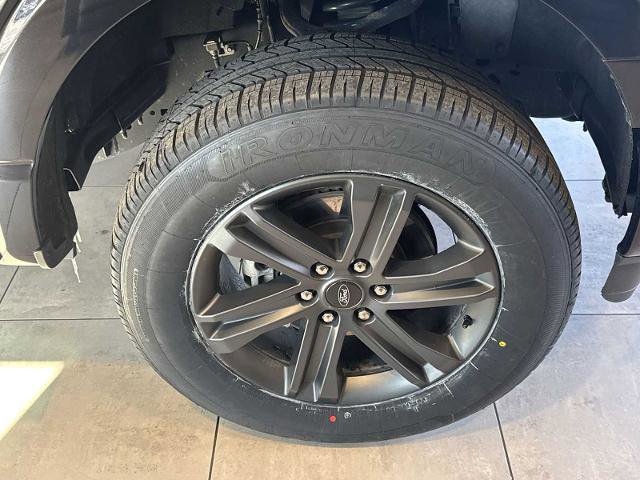 Certified 2023 Ford F150 Lariat w/ Equipment Group 502A High image 36