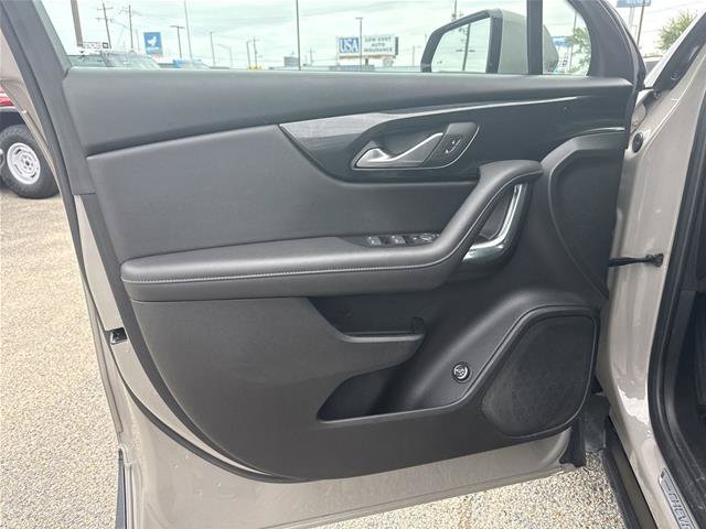 Used 2022 Chevrolet Blazer Premier FWD image 23