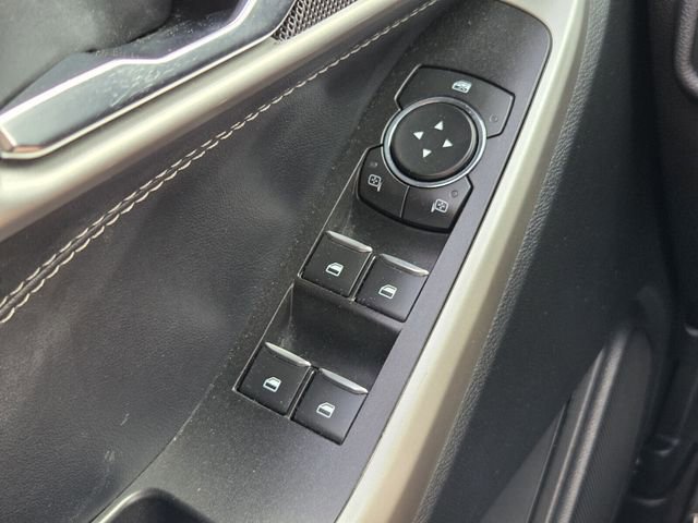 Certified 2022 Ford Explorer XLT w/ Equipment Group 202A AWD/4WD image 25