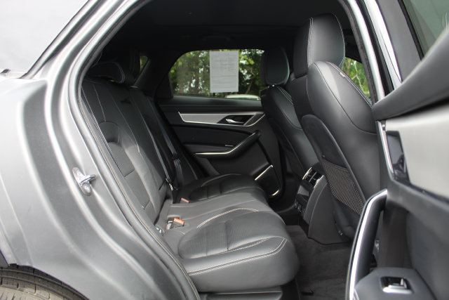 Used 2025 Jaguar F-PACE R-Dynamic S AWD/4WD image 27