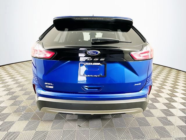 Certified 2024 Ford Edge SEL w/ Convenience Package image 4