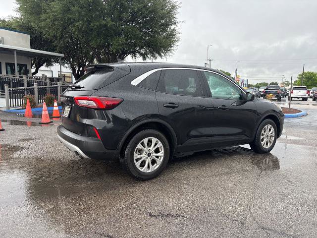 Certified 2024 Ford Escape Active FWD image 3