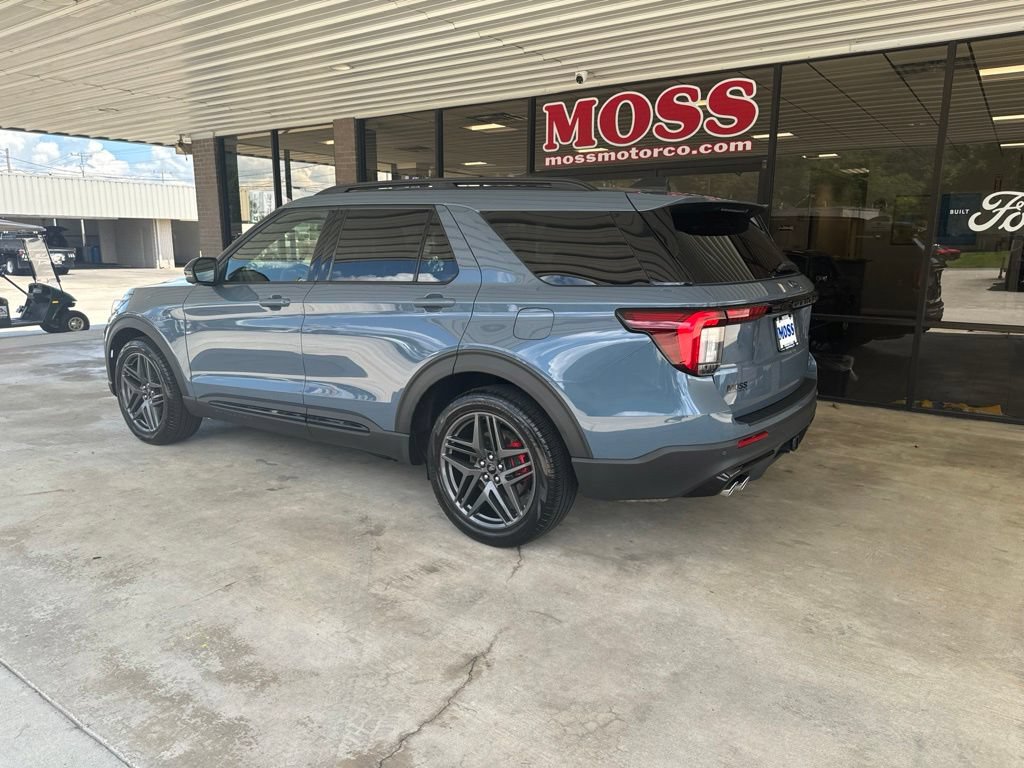 Certified 2026 Ford Explorer ST w/ Sun And Sound Package AWD/4WD image 6