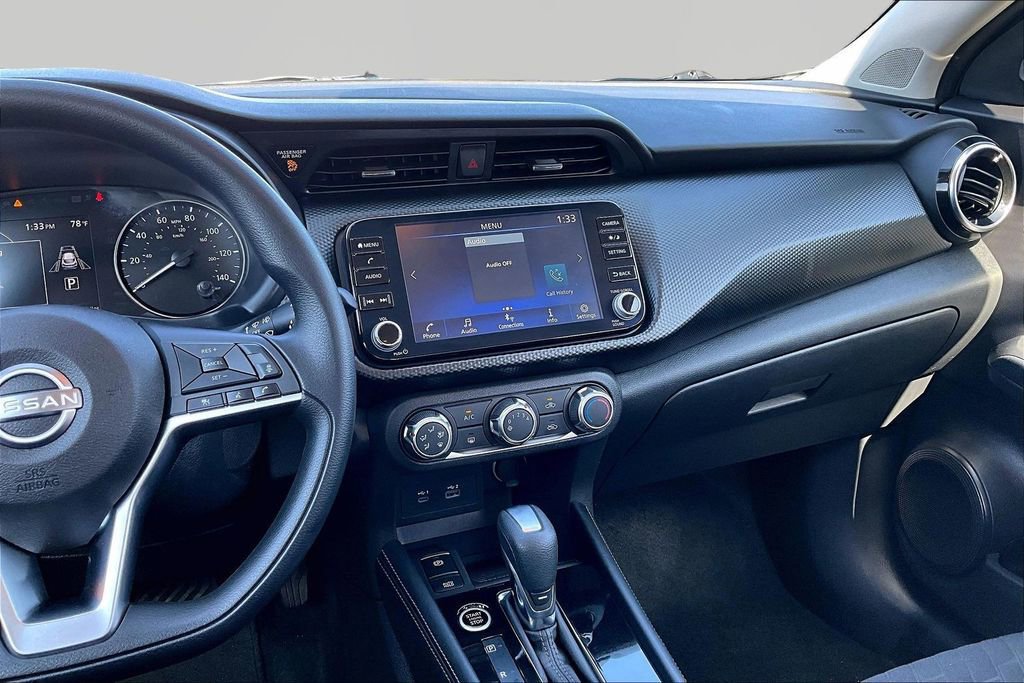 Used 2023 Nissan Kicks SV image 8