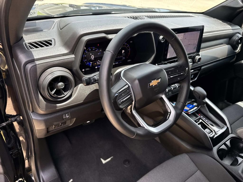Used 2026 Chevrolet Colorado W/T w/ Advanced Trailering Package RWD image 21