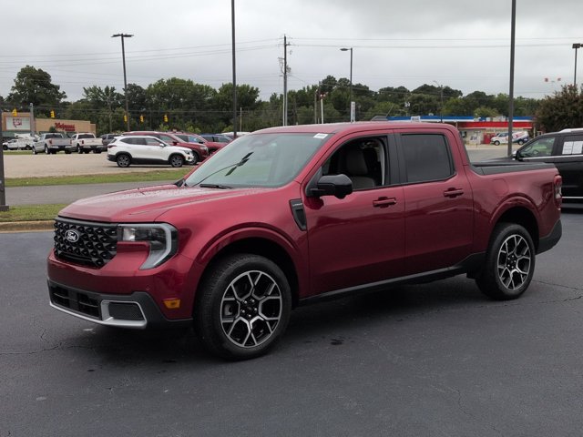 Certified 2025 Ford Maverick Lariat w/ 4K Tow Package AWD/4WD image 8