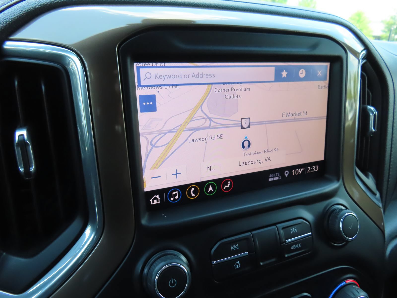 Used 2019 Chevrolet Silverado 1500 High Country AWD/4WD image 25
