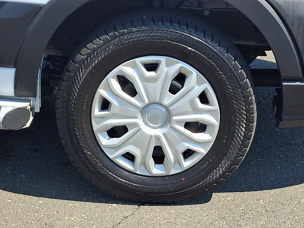 Certified 2025 Ford Transit 250 Low Roof w/ Exterior Upgrade Package RWD image 8