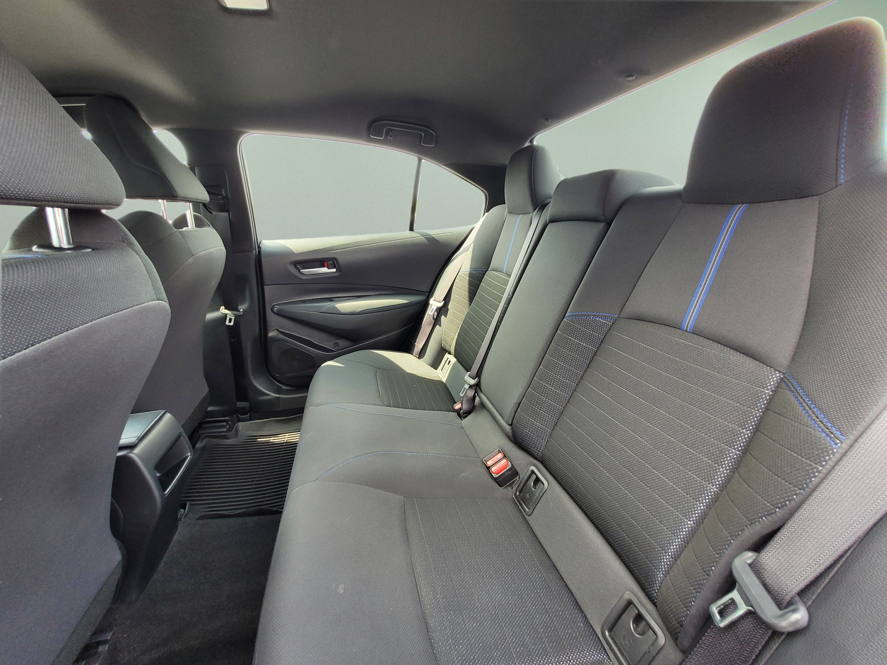 Used 2022 Toyota Corolla SE FWD image 16