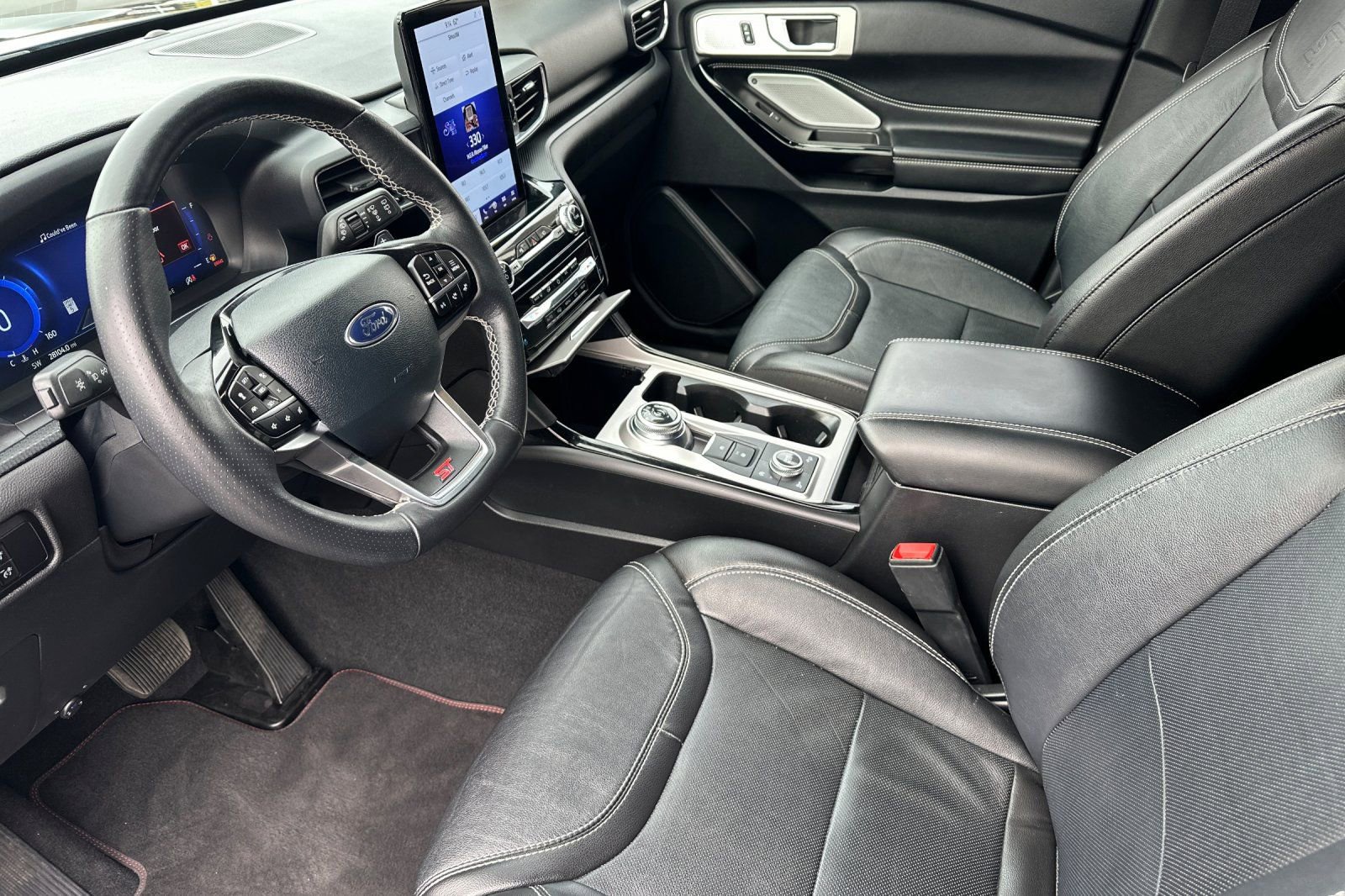 Certified 2023 Ford Explorer ST w/ Equipment Group 401A image 9