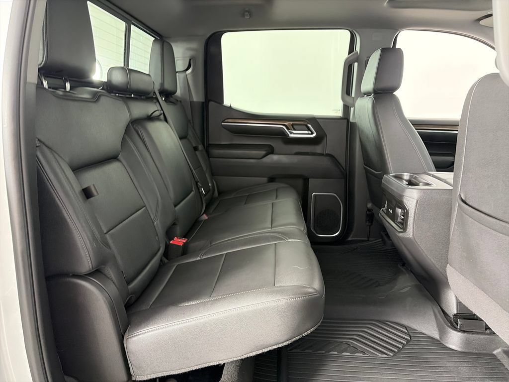 Used 2022 Chevrolet Silverado 1500 LT Trail Boss w/ LT Trail Boss Premium Package AWD/4WD image 29