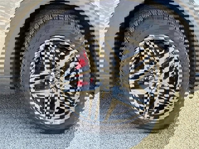 Certified 2025 Ford Explorer ST image 9