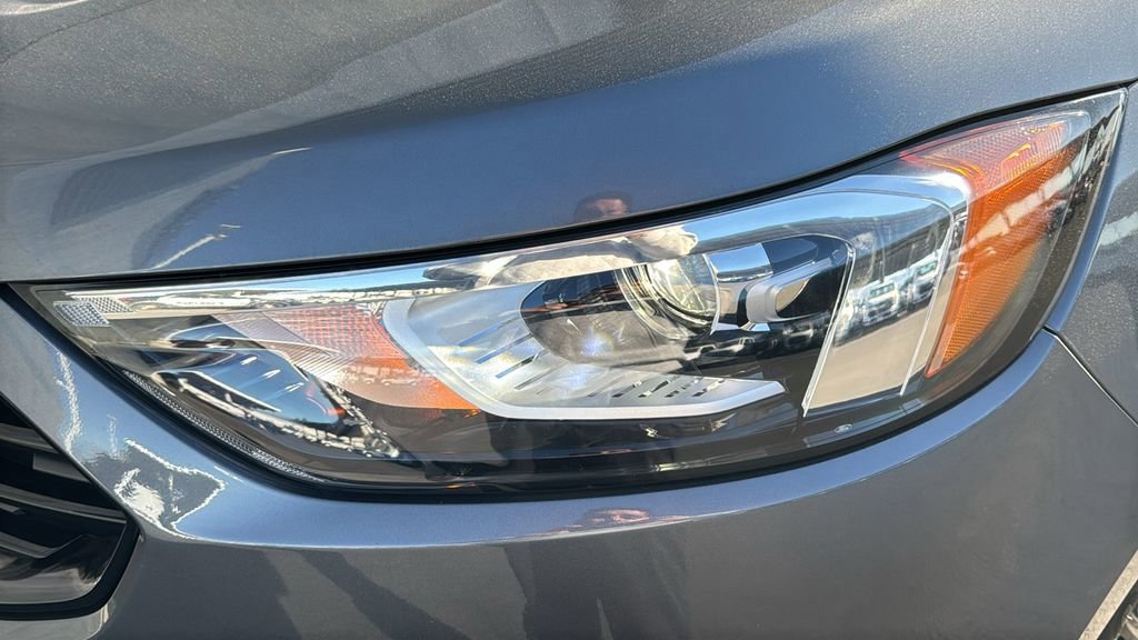 Certified 2022 Ford Edge SE w/ Black Appearance Package AWD/4WD image 6