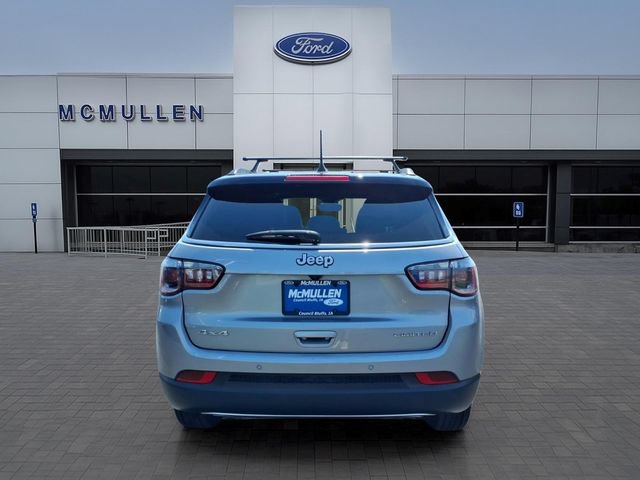 Used 2023 Jeep Compass Limited w/ Sun and Sound Group AWD/4WD image 6