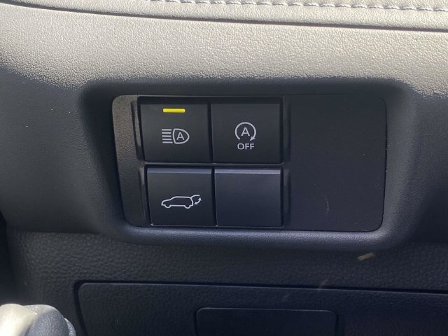 Used 2023 Toyota Highlander XLE FWD image 20