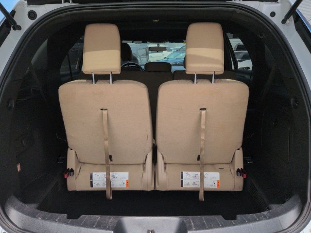 Certified 2017 Ford Explorer XLT FWD image 13