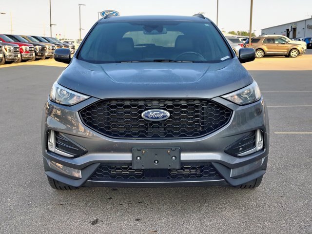 Certified 2022 Ford Edge ST-Line w/ Class II Trailer Tow Package AWD/4WD image 7