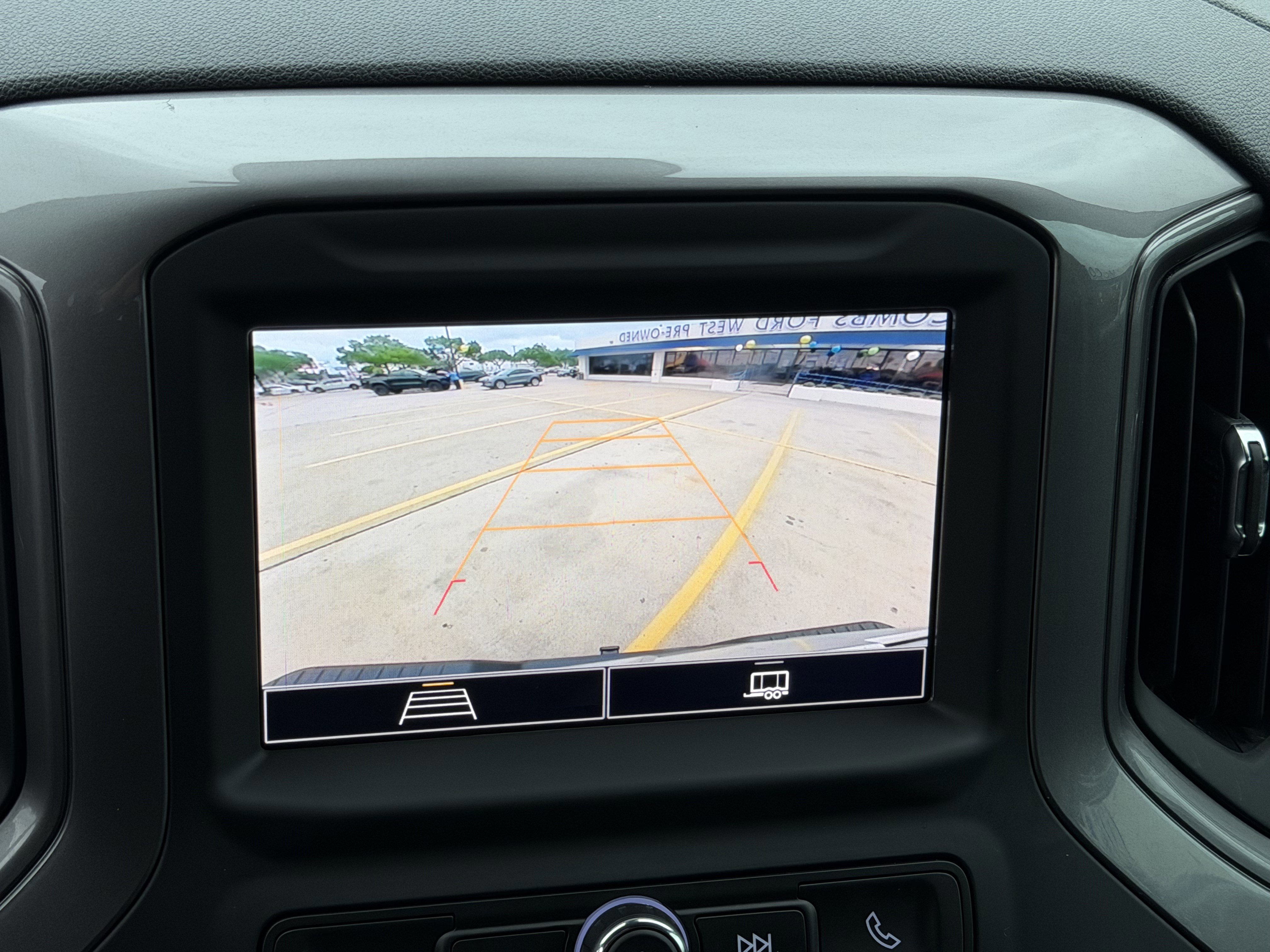 Used 2023 Chevrolet Silverado 1500 Custom w/ LPO, Dark Essentials Package image 29