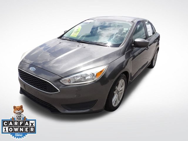 Certified 2018 Ford Focus SE FWD image 3