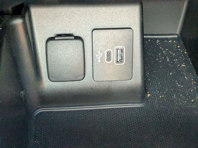 Certified 2025 Ford Explorer Active RWD image 24