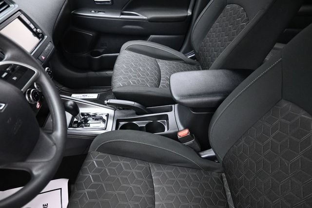 Used 2024 Mitsubishi Outlander Sport ES AWD/4WD image 25