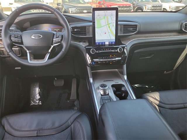 Certified 2023 Ford Explorer Platinum w/ Technology Package image 9