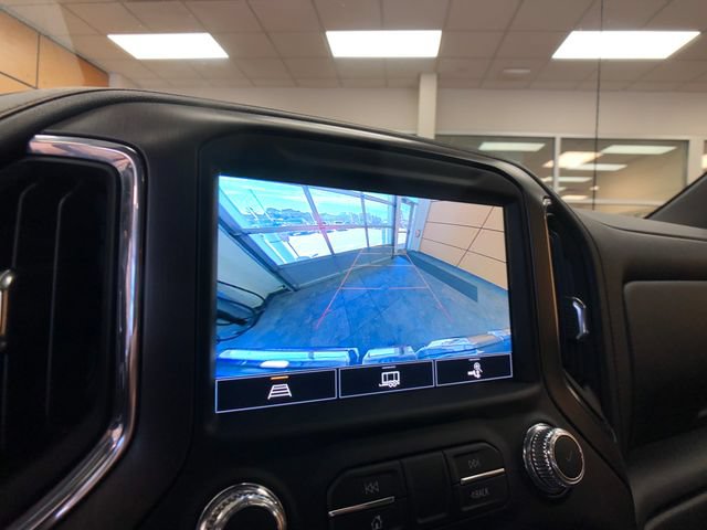 Used 2022 GMC Sierra 1500 AT4 w/ AT4 Premium Package AWD/4WD image 16