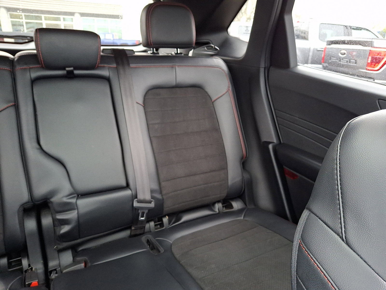 Certified 2022 Ford Escape SEL w/ SEL Stealth AWD Package image 20
