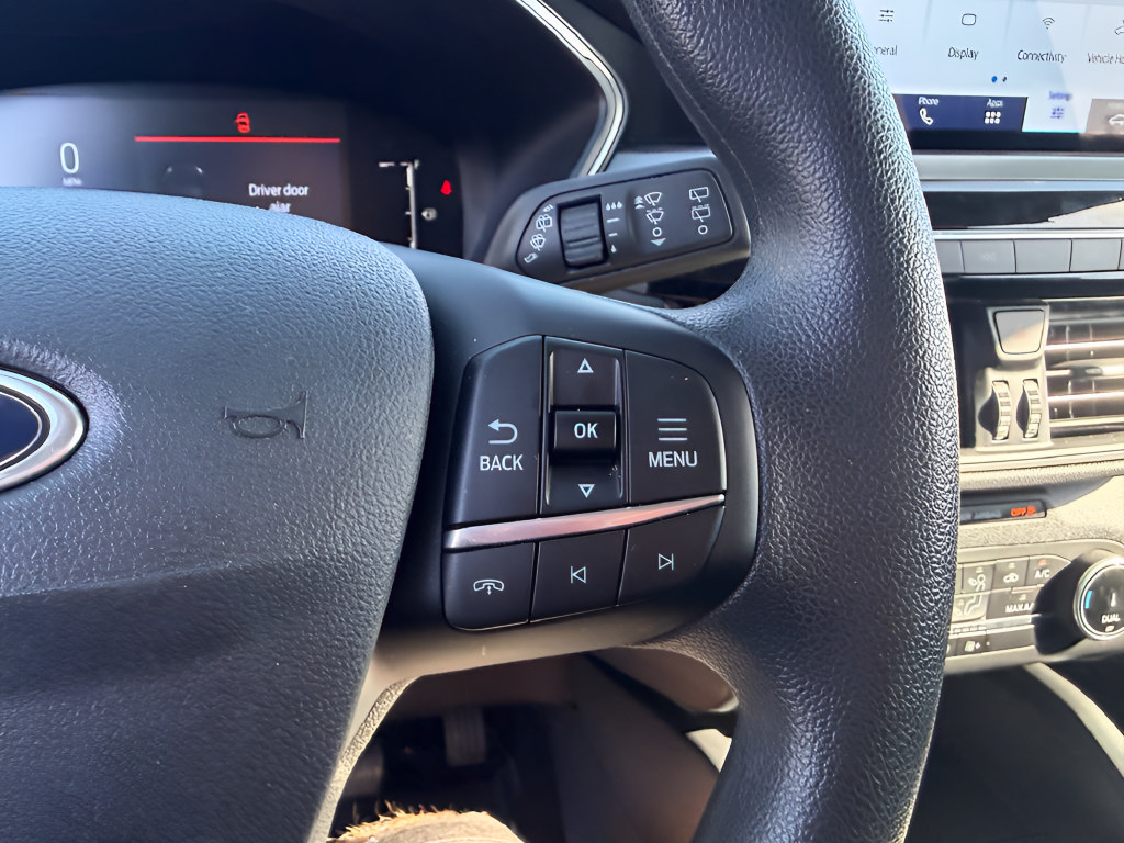 Certified 2025 Ford Escape Active AWD/4WD image 20