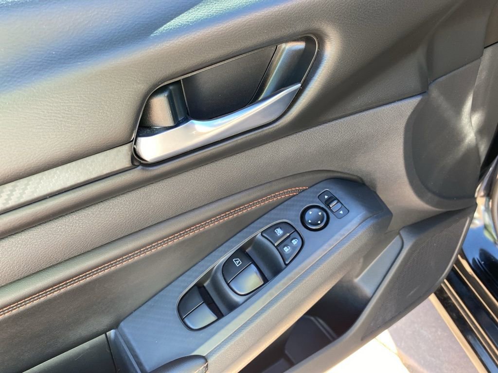 Used 2021 Nissan Altima 2.5 SR w/ SR Premium Package image 24