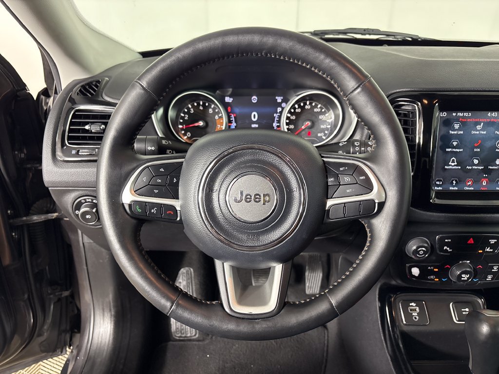Used 2018 Jeep Compass Limited w/ Navigation Group FWD image 17