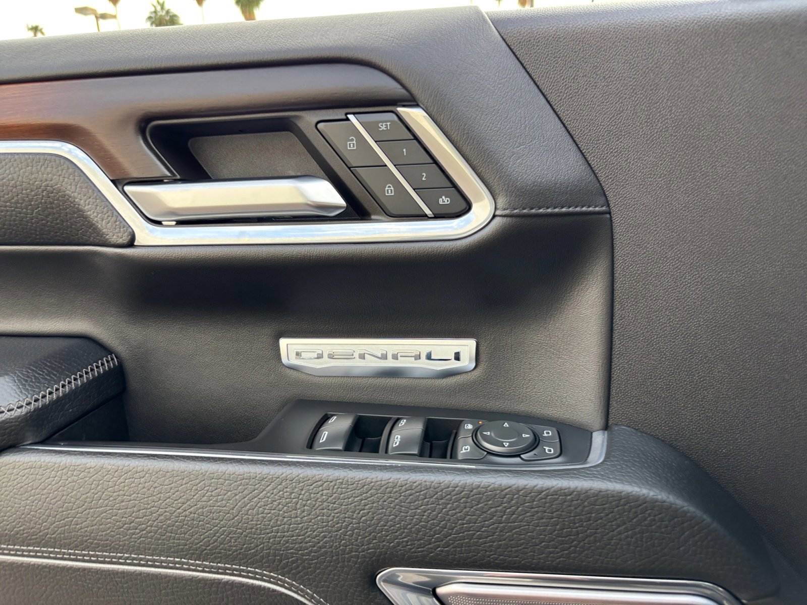 Used 2024 GMC Sierra 1500 Denali w/ Denali Reserve Package image 16