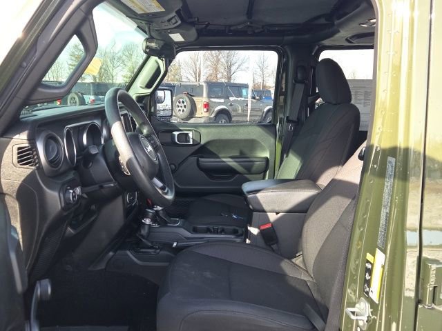 Used 2022 Jeep Gladiator Sport image 17