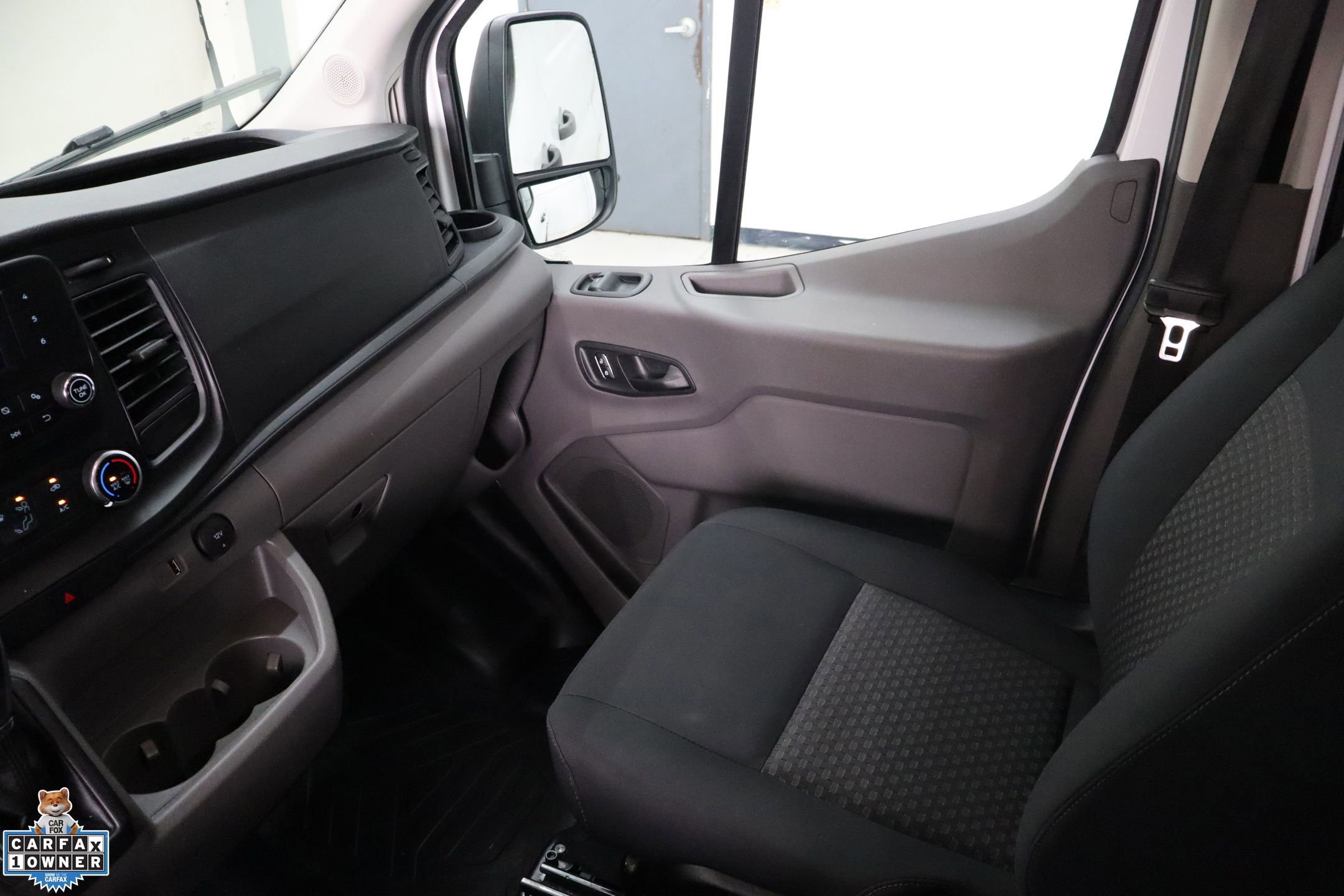 Certified 2024 Ford Transit 250 148 Medium Roof w/ Load Area Protection Package image 31