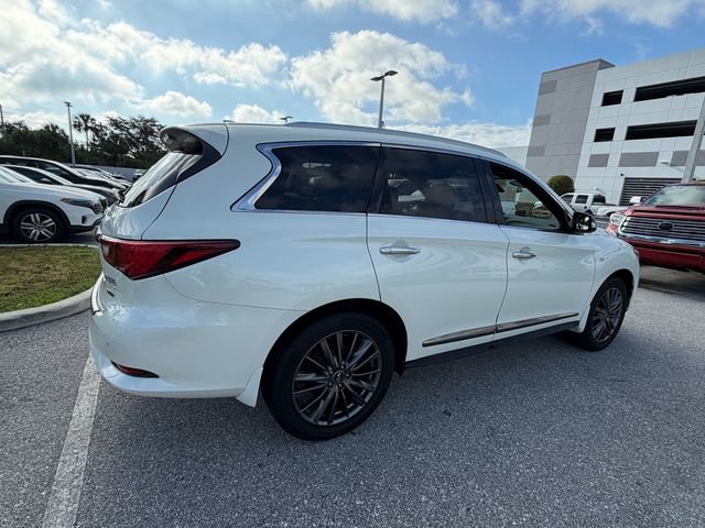 Used 2020 INFINITI QX60 Luxe w/ Edition 30 Essential Package FWD image 7