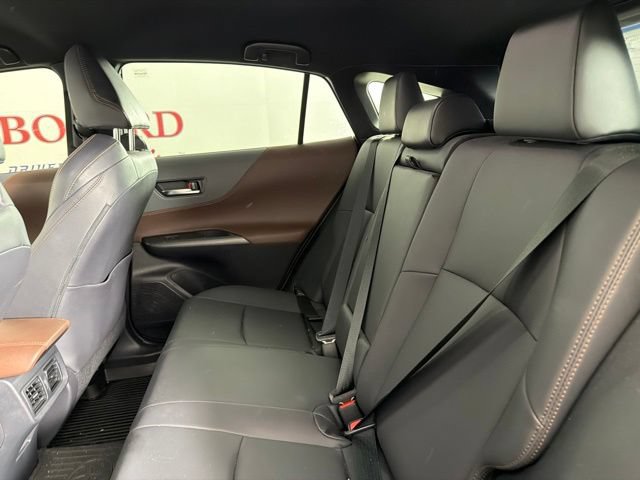 Used 2024 Toyota Venza XLE AWD/4WD image 13