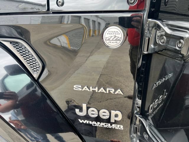 Used 2021 Jeep Wrangler Unlimited Sahara AWD/4WD image 39