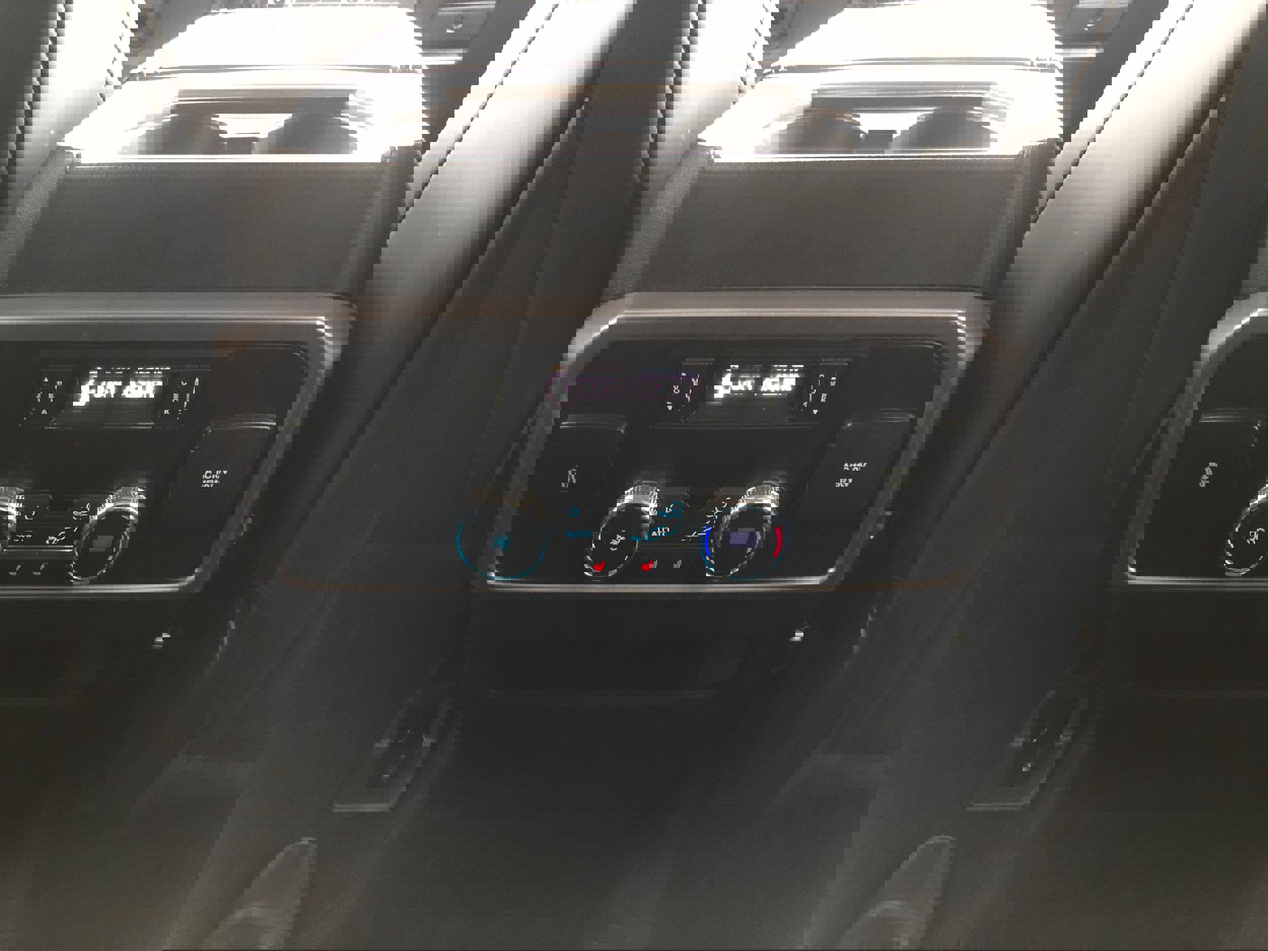 Certified 2021 Ford Expedition Max Platinum image 12