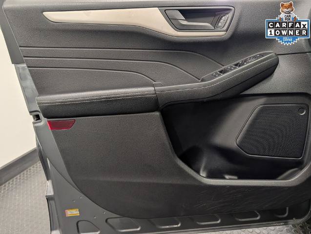 Certified 2022 Ford Escape SE w/ SE Sport Appearance Package AWD/4WD image 8
