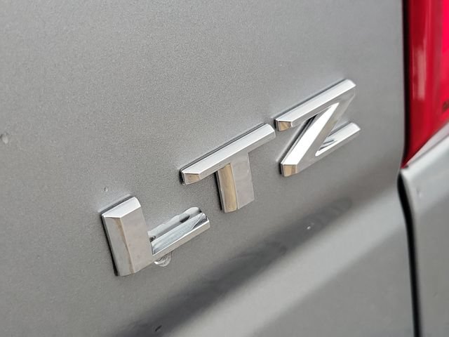 Used 2025 Chevrolet Silverado 1500 LTZ AWD/4WD image 7
