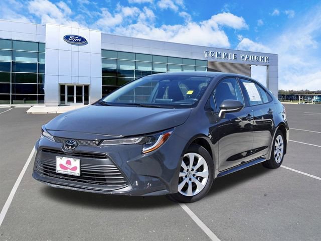 Used 2025 Toyota Corolla LE image 6